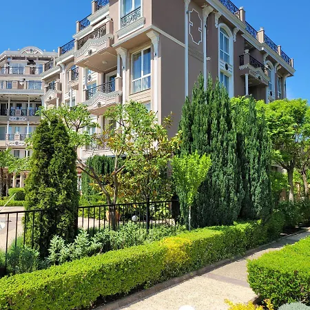 Izi Palace Deluxe Studiob1 סאני ביץ'