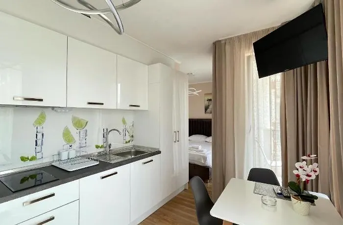 Izi Palace Deluxe Studiob1 דירה סאני ביץ'